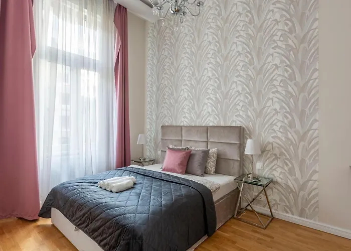 Luxury 3bedrm 2bathrm With Danube River View בודפשט