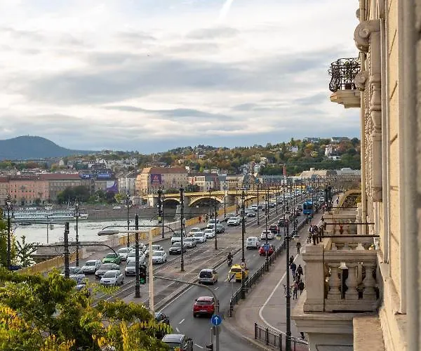 דירה Luxury 3bedrm 2bathrm With Danube River View *