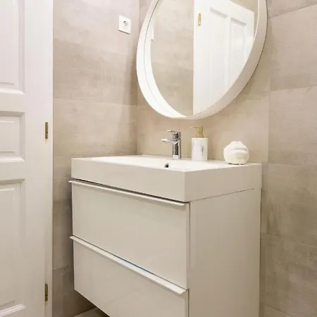 Luxury 3bedrm 2bathrm With Danube River View Budapest