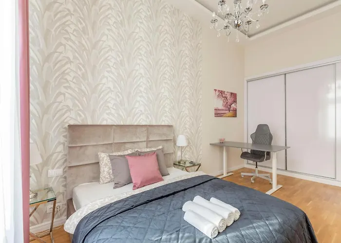 Luxury 3bedrm 2bathrm With Danube River View * Budapesta
